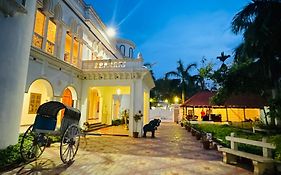 Chola Heritage Resort