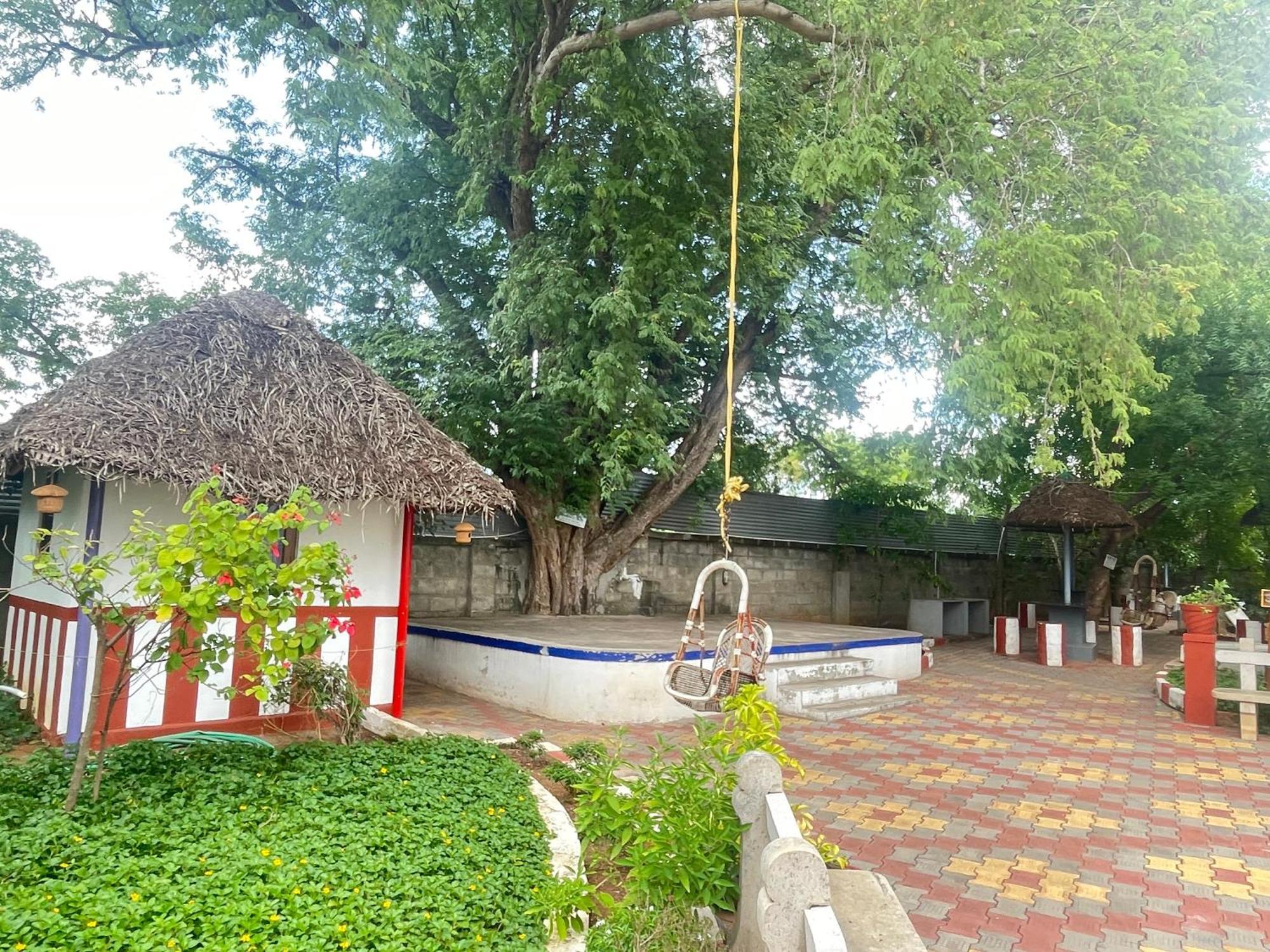 Chola Heritage Resort Karaikkudi Exterior photo