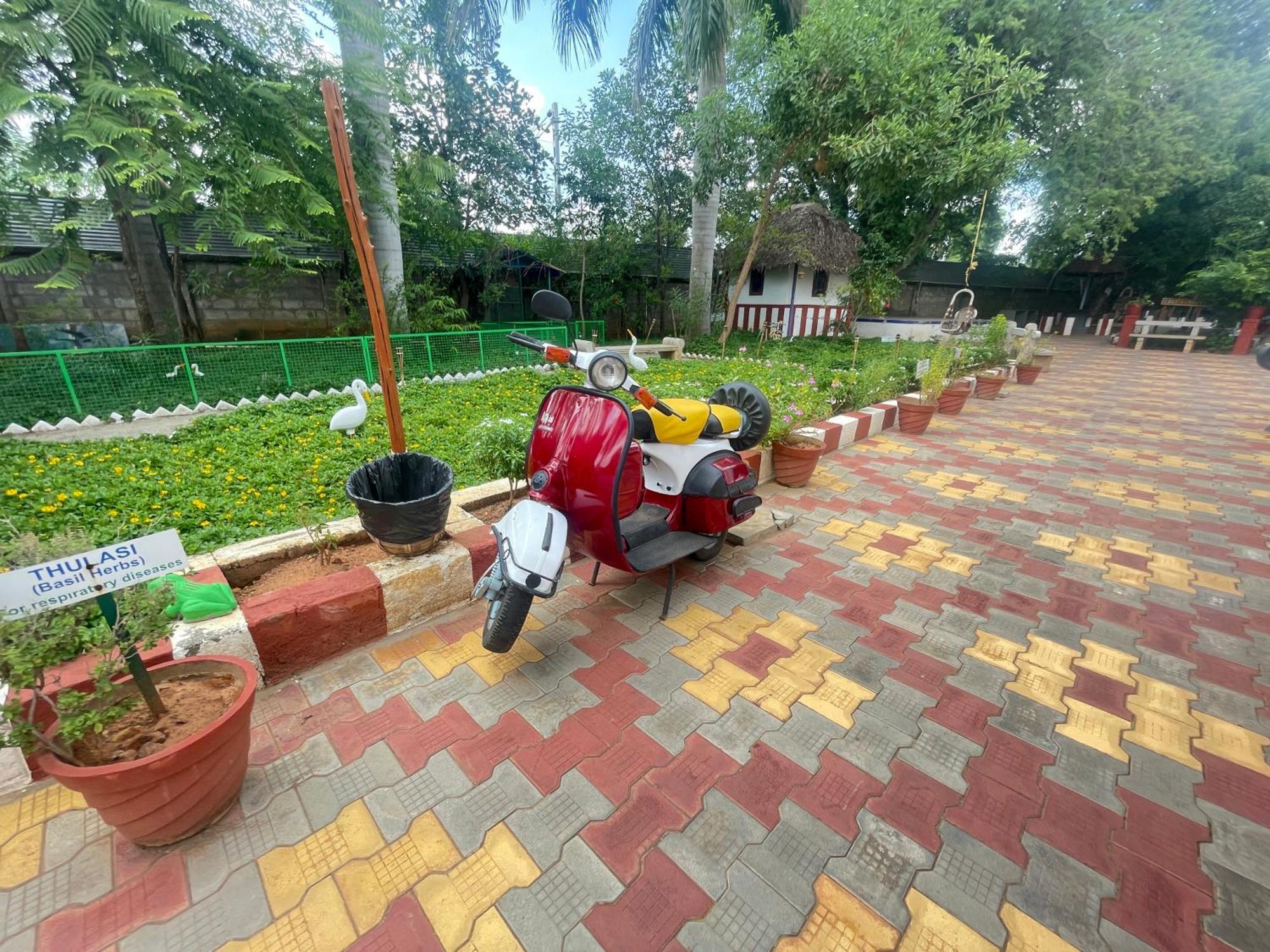 Chola Heritage Resort Karaikkudi Exterior photo