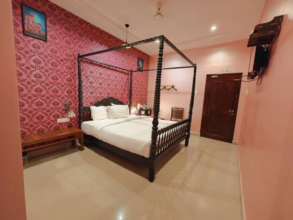 Chola Heritage Resort Karaikkudi Exterior photo
